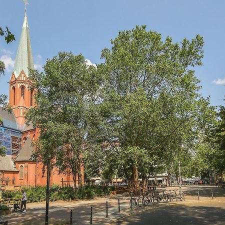 5 Personen Altbau Nahe Kurfuerstendamm - Shakespeare Berlin Luaran gambar
