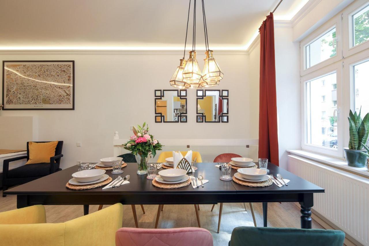 5 Personen Altbau Nahe Kurfuerstendamm - Shakespeare Berlin Luaran gambar