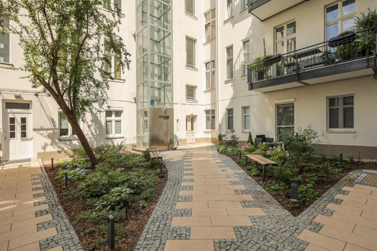 5 Personen Altbau Nahe Kurfuerstendamm - Shakespeare Berlin Luaran gambar